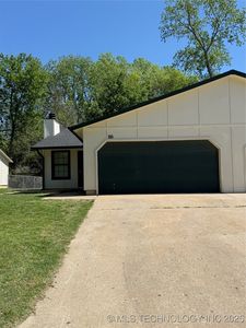 1107 N Narcissus Ave