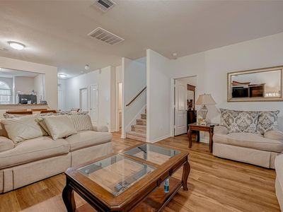 9435 Amethyst Glen Dr