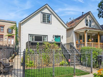 2016 N Whipple St