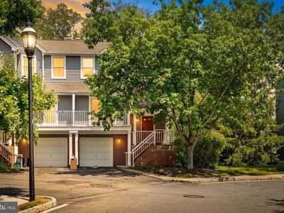 69 E Shrewsbury Pl