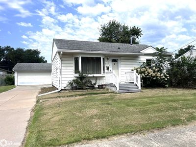 205 Lynwood Ave