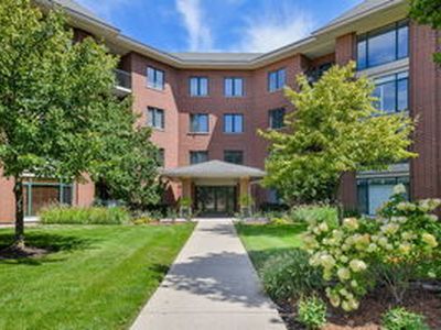 875 E 22nd St APT 204