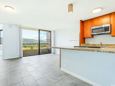 320 Liliuokalani Ave APT 1504