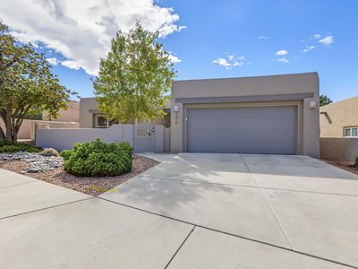 12816 Sandia Ridge Pl NE