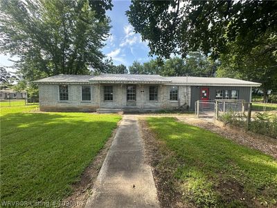 5919 Alma Hwy