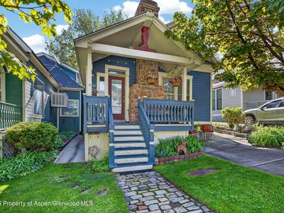 1014 Blake Ave