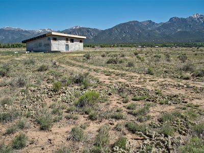 1357 N Silver Tree Trail