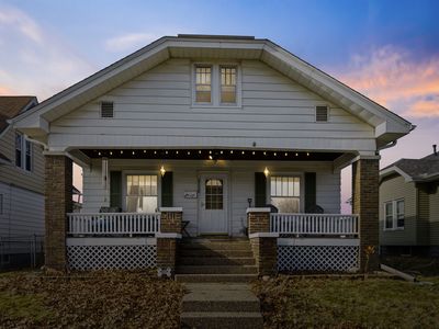 2128 N Sturdevant St