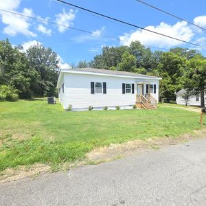 Property at 162 Girard St, Abbeville, AL