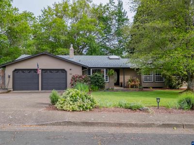 782 NW Deer Pl
