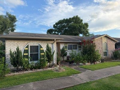 13074 Clarewood Dr