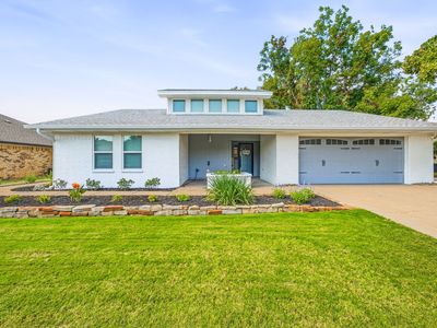 1202 Red Bird Ln