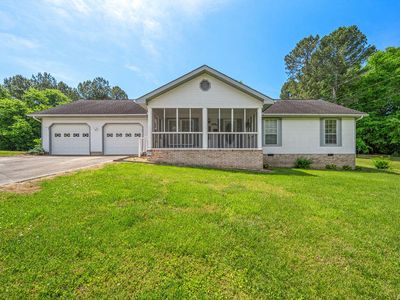 765 Lee Dr