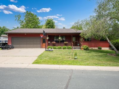 306 Elm Court Dr