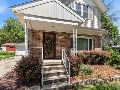 205 W Cherry Street
