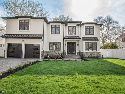 722 Erie Rd