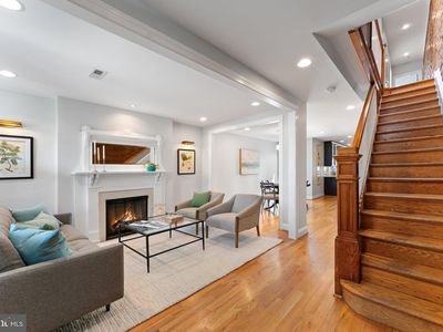 1007 K St NE