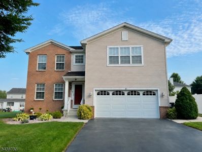 37 Lambert St