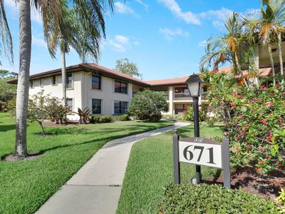 671 SW South River Drive #207