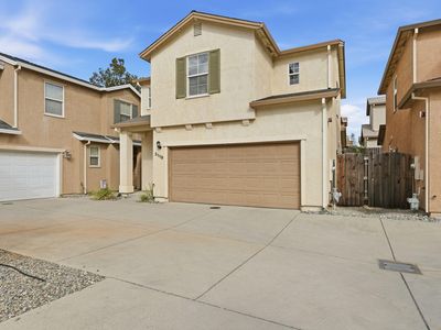 2119 Tuscany Way