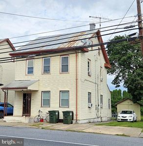 Property at 415 Jonestown Rd, Jonestown, PA