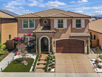 1922 E Amaryllis Ave