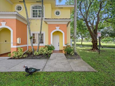7230 NW 174th Ter APT 204