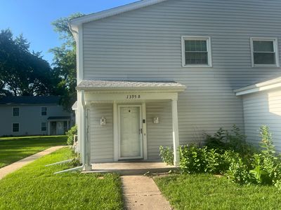 1395 S Glen Cir
