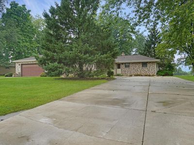 W183N5895 Spruce LANE