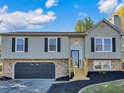 1831 Summerfield Dr