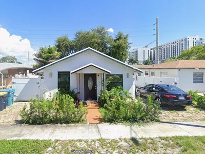 Property at 206 SW 2nd Ter, Dania, FL