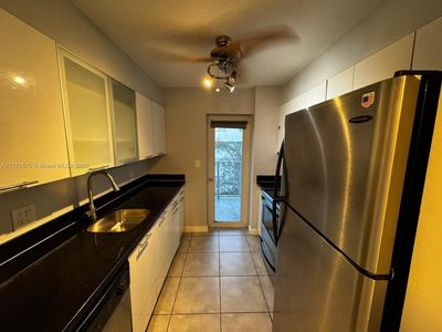 650 NE 64th St APT G503