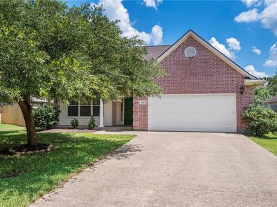 2305 Kendal Green Cir