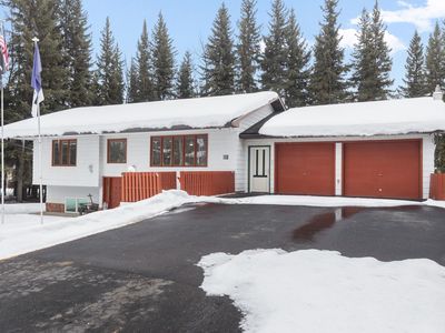 891 Ridge Loop Rd