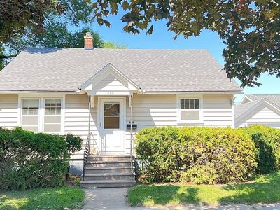 460 W Mark St