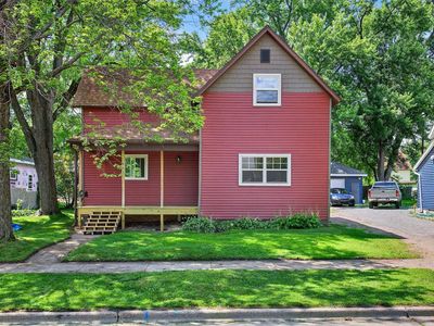 421 North 10TH AVENUE