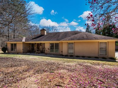 8920 Midland Woods Dr
