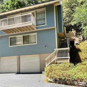 109 Rockledge Ln