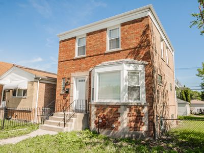1244 W 115th St