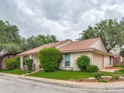 11906 Pepperidge