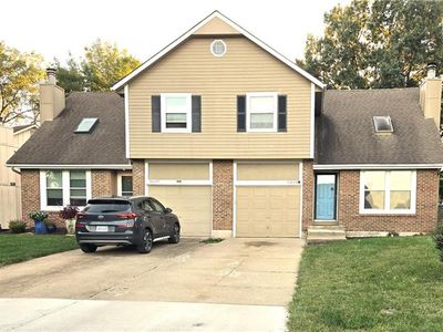 Property at 10639 W 115th St, Overland Park, KS