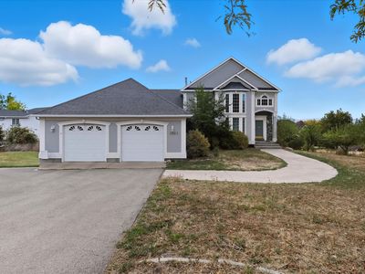 2887 N Viewcrest Cir E