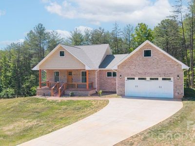 2026 Robert Dr