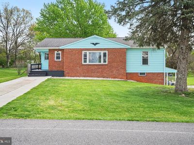 116 Willow Dr