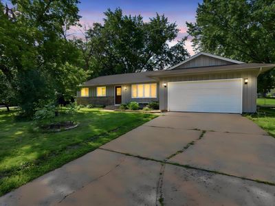916 Whitney Dr
