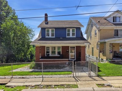 2250 Walton Ave