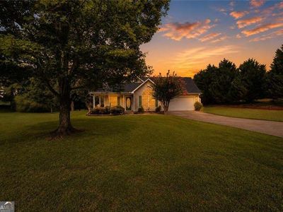 1130 Larkspur Dr
