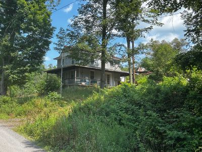 458 Chesock Rd
