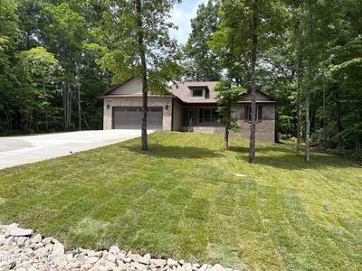686 Westchester Dr