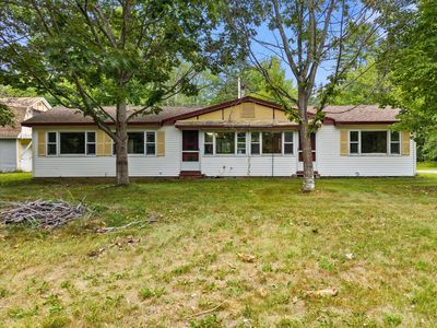 718 Village Road
